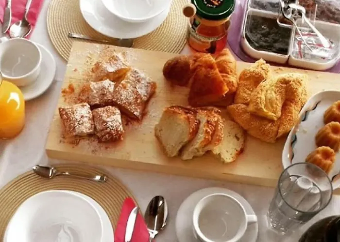 Stone In The Center Of Δωμάτια σε οικογενειακή κατοικία